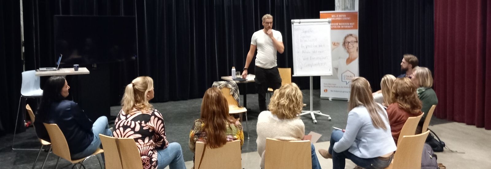 Bijeenkomst herken laaggeletterdheid en armoede