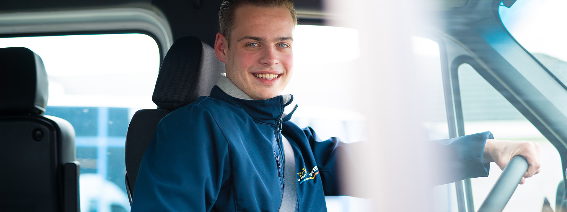 Header 5 Fvan 5 Fdriel 5 F10102317